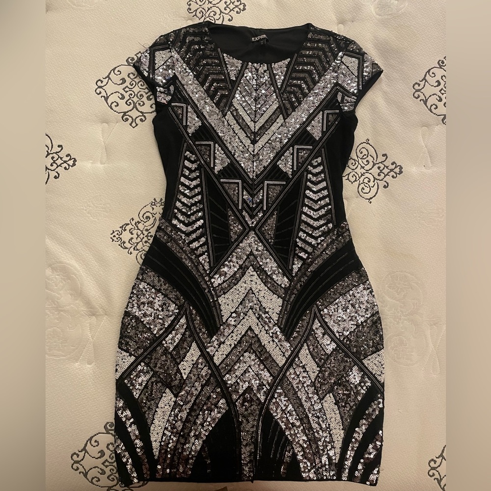Women’s Express Black and Silver Sequence Dress Size Small